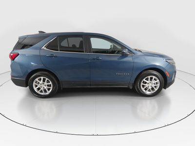 2024 Chevrolet Equinox — photo 8 view