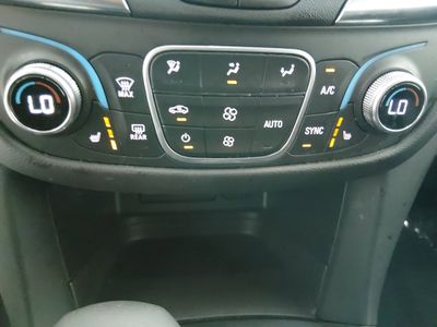 2024 Chevrolet Equinox — photo 18 view