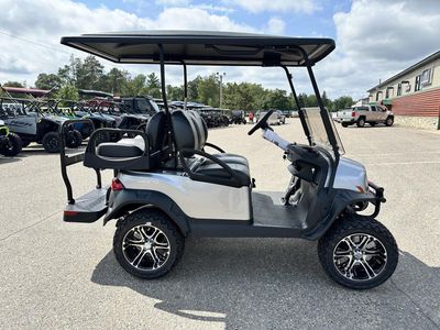 2026 Club Car Onward 4 Passenger Lifted Gas — photo 7 view