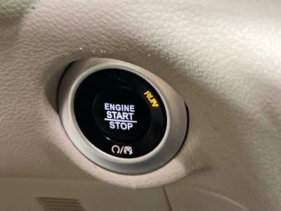 2023 Chrysler Pacifica — photo 20 view