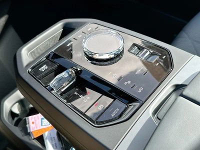 2026 BMW iX — photo 14 view