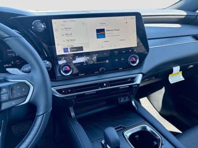 2026 Lexus RX — photo 29 view