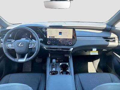 2026 Lexus RX — photo 17 view