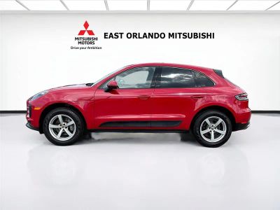 2020 Porsche Macan — interior view