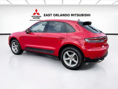 2020 Porsche Macan — detail view