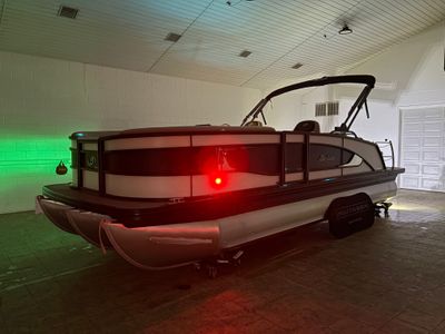 2026 Barletta Lusso L23UC - Photo 2