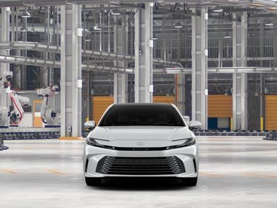 2026 Toyota Camry — photo 17 view