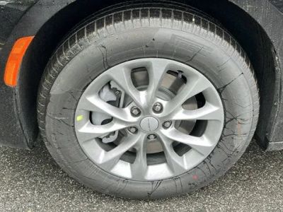 2027 Chrysler Pacifica — detail view