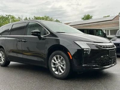 2027 Chrysler Pacifica — side profile view