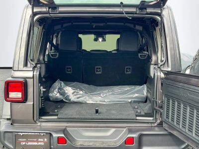 2025 Jeep Wrangler — photo 24 view