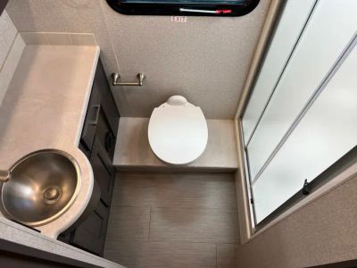 2023 Thor Motor Coach PALAZZO — photo 22 view