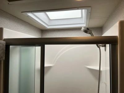 2023 Thor Motor Coach PALAZZO — photo 25 view