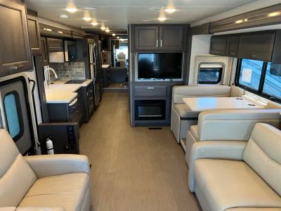 2023 Thor Motor Coach PALAZZO — detail view