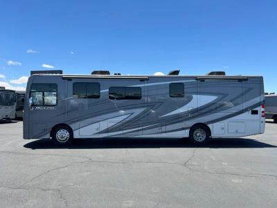2023 Thor Motor Coach PALAZZO — photo 34 view