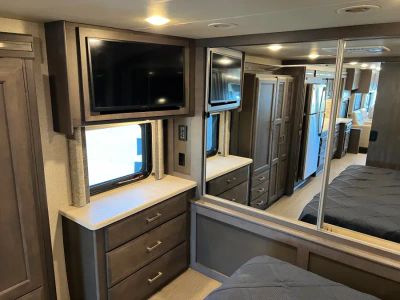 2023 Thor Motor Coach PALAZZO — photo 31 view