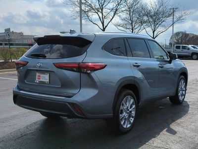 2023 Toyota Highlander - Photo 5