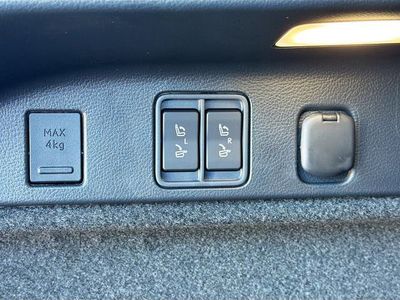 2026 Lexus RX — photo 14 view