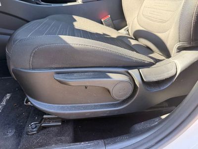 2024 Hyundai Santa Cruz SE - Photo 24
