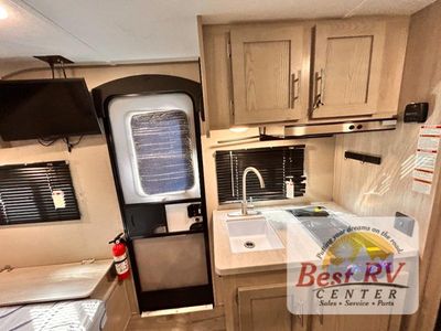 2024 Coachmen RV Catalina Summit Series 7 - Photo 29