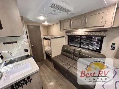 2024 Coachmen RV Catalina Summit Series 7 - Photo 10