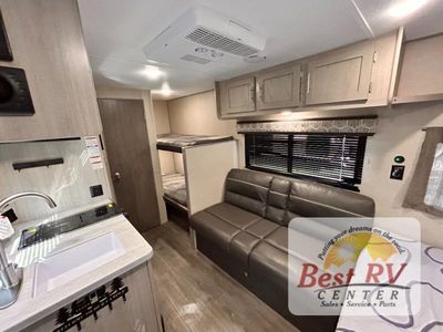 2024 Coachmen RV Catalina Summit Series 7 - Photo 9