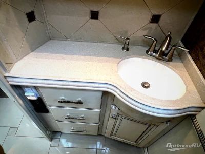 2012 Tiffin Allegro Bus — photo 27 view
