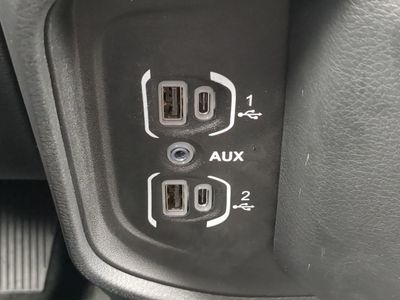 2022 Ram 1500 — photo 25 view