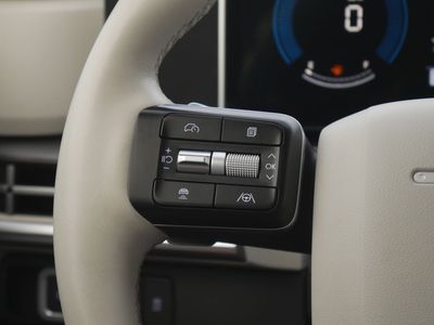 2025 Hyundai Santa Fe - Photo 8