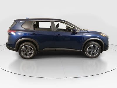 2024 Nissan Rogue — photo 8 view