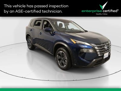 2024 Nissan Rogue FWD SV — front three-quarter view
