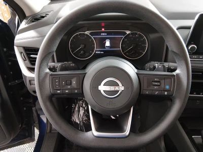 2024 Nissan Rogue — photo 12 view