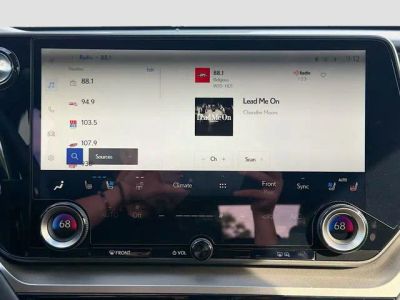 2026 Lexus TX — photo 33 view