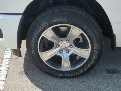 2026 Ram 1500 — photo 11 view