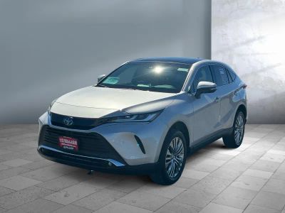 2024 Toyota Venza — front three-quarter view