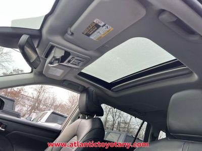 2023 Toyota Highlander - Photo 17