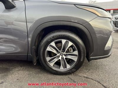 2023 Toyota Highlander - Photo 12