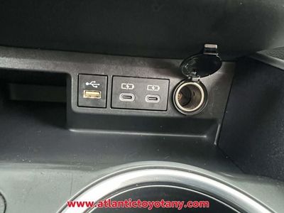 2023 Toyota Highlander - Photo 11