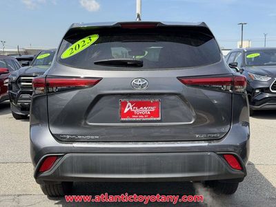 2023 Toyota Highlander - Photo 36