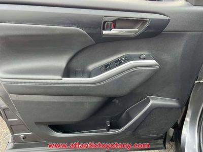 2023 Toyota Highlander - Photo 28