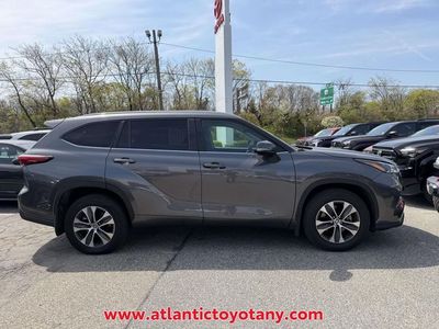 2023 Toyota Highlander - Photo 38