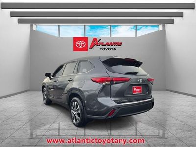 2023 Toyota Highlander - Photo 5