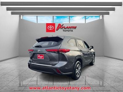 2023 Toyota Highlander - Photo 4