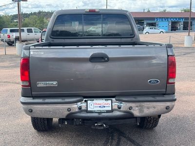 2005 Ford F-350SD - Photo 4