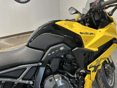 2024 Suzuki GSX-8R - Photo 14
