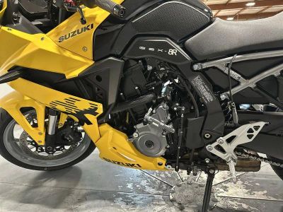 2024 Suzuki GSX-8R - Photo 17