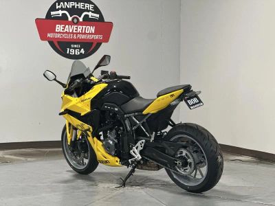 2024 Suzuki GSX-8R - Photo 2