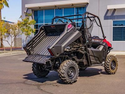 2026 Honda Pioneer 700 - Photo 11
