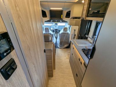 2026 Winnebago EKKO — photo 11 view