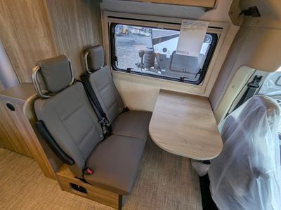 2026 Winnebago EKKO — photo 19 view