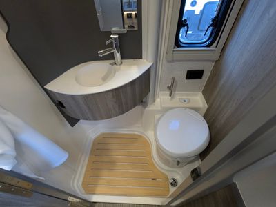 2026 Winnebago EKKO — detail view